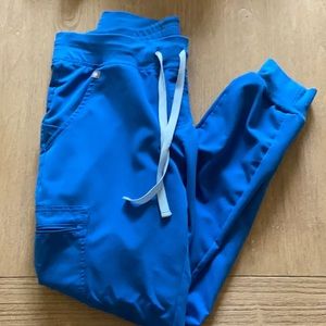 Figs size Medium jogger scrubs